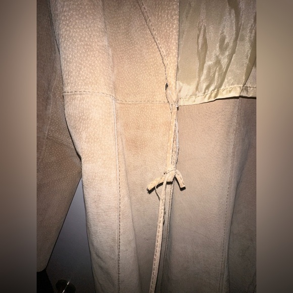 Tan Suede Jacket - Picture 5 of 5